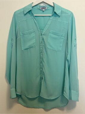 Express Mint Green Button-Front Shirt with Chest Pockets